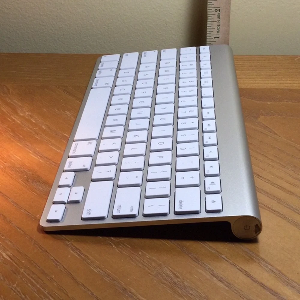 Apple Wireless Keyboard